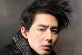 韩国十大型男之九，被称为“国民哥哥”的阳光型男赵寅成图片