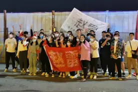 星光音乐争辉中秋满月，激情摇滚嗨动全场噪起来！图片