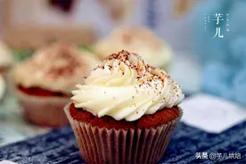 纸杯蛋糕最简单的做法，烘焙小白也能一次成功，柔软香甜吃不厌图片