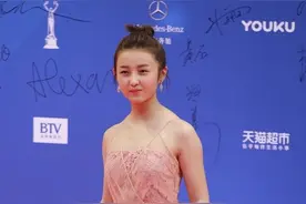 如何改善“斜方肌”，赵露思、张子枫前后大变样图片