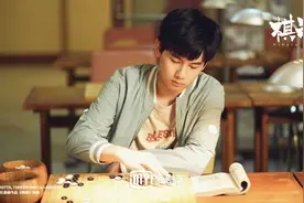 《棋魂》中知道褚赢存在的除了时光还有三个人，你们知道是谁吗？图片