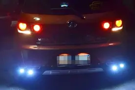 晚上倒车影像看不清，老司机教你一招，让你倒车看得清楚！