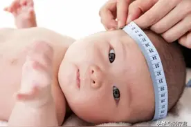 头大的宝宝就聪明？医生：若伴有这些表现，小心是佝偻病的方颅图片