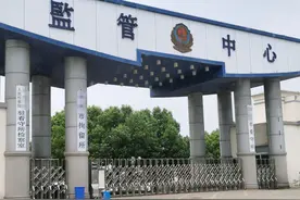 取保候审期间是不是随叫随到？脱离监督逃跑了加重判刑吗图片