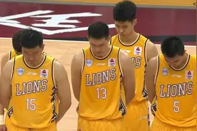 满满的都是感动！CBA重启战让人看得湿了眼眶，姚主席费心了图片