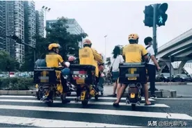 外卖员发明“超级电动车”，从山东跑到浙江，网友大开眼界图片
