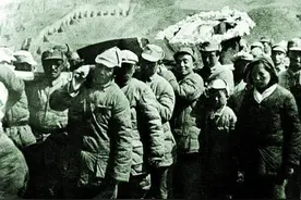 林育英：救党于危难之间，毛主席一生中只为他一人抬棺下葬图片