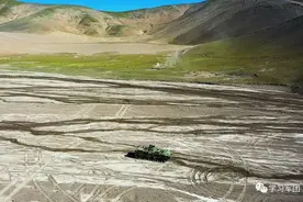 雪域高原，高射机枪精度射击考核图片