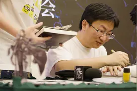 《诡秘之主》签售会受热捧，粉丝化身专家纷纷评点图片