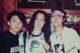 咏梅栾树结婚28年，一直没生孩子：咏梅的感情，太甜了图片