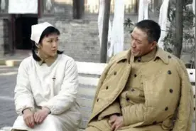 亮剑：医院中李云龙还是师长，为何副军长也怕他？原来有个大靠山图片