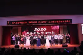 大学应不应该加入学生会？图片