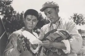 旧影：1976年影片《征途》郭凯敏主演图片