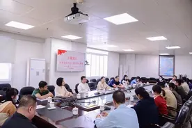 “传承百年文化，践行初心使命”——市委教育工委施琦婷副书记到厦门一中挂钩联系点对接并参加主题党日活动图片