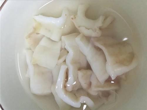 红枣炖花胶的功效 2026年红枣炖花胶的功效与禁忌