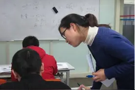 教师的“30%绩效工资”，到底归学校还是老师，现实没那么简单图片