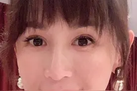 “你跟你妈演的一样不要脸”女明星女儿被老师霸凌？图片