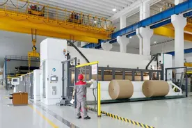 文化用纸行业不行，纸板纸箱总好吧？看看山鹰国际的财报就知道了图片