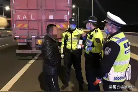 禁区！大货车请止步！图片