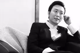 李玉刚：父亲、姐姐一年内相继去世，自己又被骂20年，不被理解图片