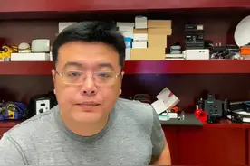 拆家也能火？40岁大叔靠拆东西吸粉190万，被称为反向爱迪生图片