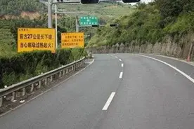 自动挡车子还挂D挡下长坡吗？这样挂挡才不会伤车图片