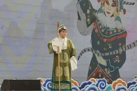 「相约沣东·唱响大秦之腔」三意社著名旦角演员康亚婵献唱秦腔《杨门女将》选段图片