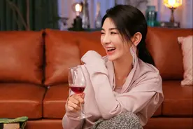 “第二代小燕子”黄奕的风流史图片