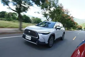 2022款卡罗拉SUV正式到店，外观内饰双升级，你买不买？图片