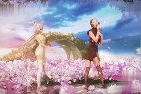38岁张韶涵仍是少女，黑色改良旗袍配吊带丝袜，跨次元演唱芒种图片
