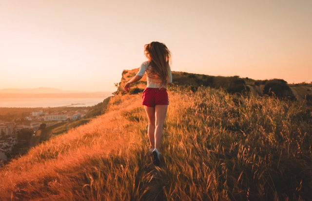 run是跑步，run a mile却不是“跑一英里”的意思