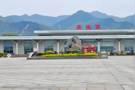广东英德市常住人口数据：东华为第一人口大镇，约8.7万人图片
