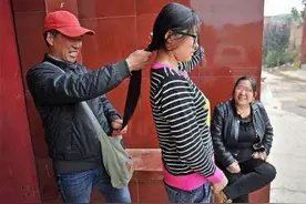 农村经常看到高价收头发，你知道用来干嘛吗？看完不敢卖头发图片