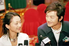 离婚8年，王菲和李亚鹏近况曝光，差距惊人，原来一切早有预兆图片