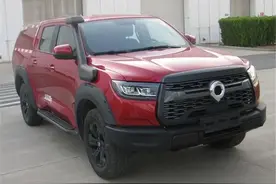 长城炮越野皮卡厢式货舱车型曝光，搭载2.0.T柴油机图片