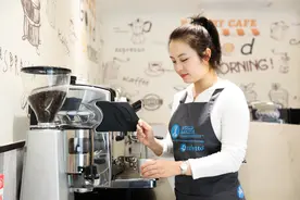 #校园vlog# 小编带你看看厨师学校的校园生活图片