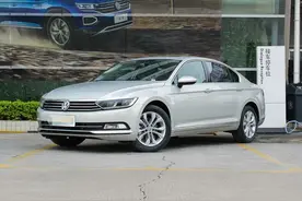 20.9万提了大众迈腾，再开丰田凯美瑞，说实话，差距真的大图片