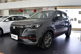 6.4L油耗，小巧大空间，自动挡SUV，长安CS55PLUS图片