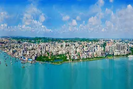 广东湛江鼎龙湾，16公里绝美海岸线图片