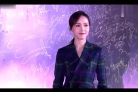 唐嫣首次回母校，师弟师妹们都沸腾了，表示好紧张视频封面