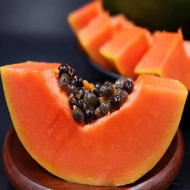 泡发的花胶怎么煮牛奶木瓜 2026年花胶木瓜牛奶炖完后会变成豆腐花一样