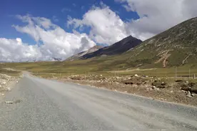 骑行318之理塘到巴塘（康巴族村落，过三个黑灯瞎火的隧道）图片