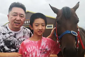 “前浪”于谦的潇洒半生：娶21岁娇妻，北京养4万平跑马场图片