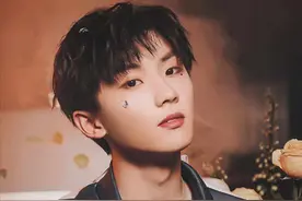 马嘉祺已超过易烊千玺？唱跳俱佳被公司热捧，演技还被章子怡点赞图片