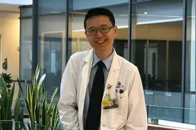 11年前，那个被美国11所名校拒绝的高考状元李泰伯，如今怎样了？图片