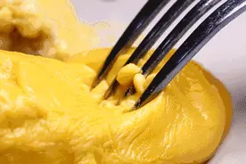 泰国 A 级金枕榴莲肉！3h 急冻锁鲜，个大肉多吃起来贼爽图片