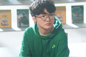 消费Faker的报应来了，T1老板被喷到自闭，不敢回应粉丝图片