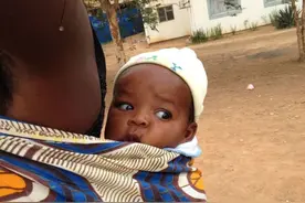 我在非洲安哥拉见过、拍到的黑人小孩——那些渴望的眼神图片