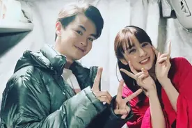 山本美月与濑户康史因戏结缘，正式发表结婚并晒婚照图片