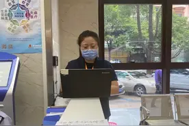 足不出户就能网上申领发票，邮政给你寄到手，快来看看怎么操作吧！图片